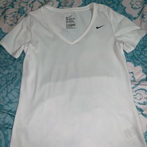 White nike tee NWOT